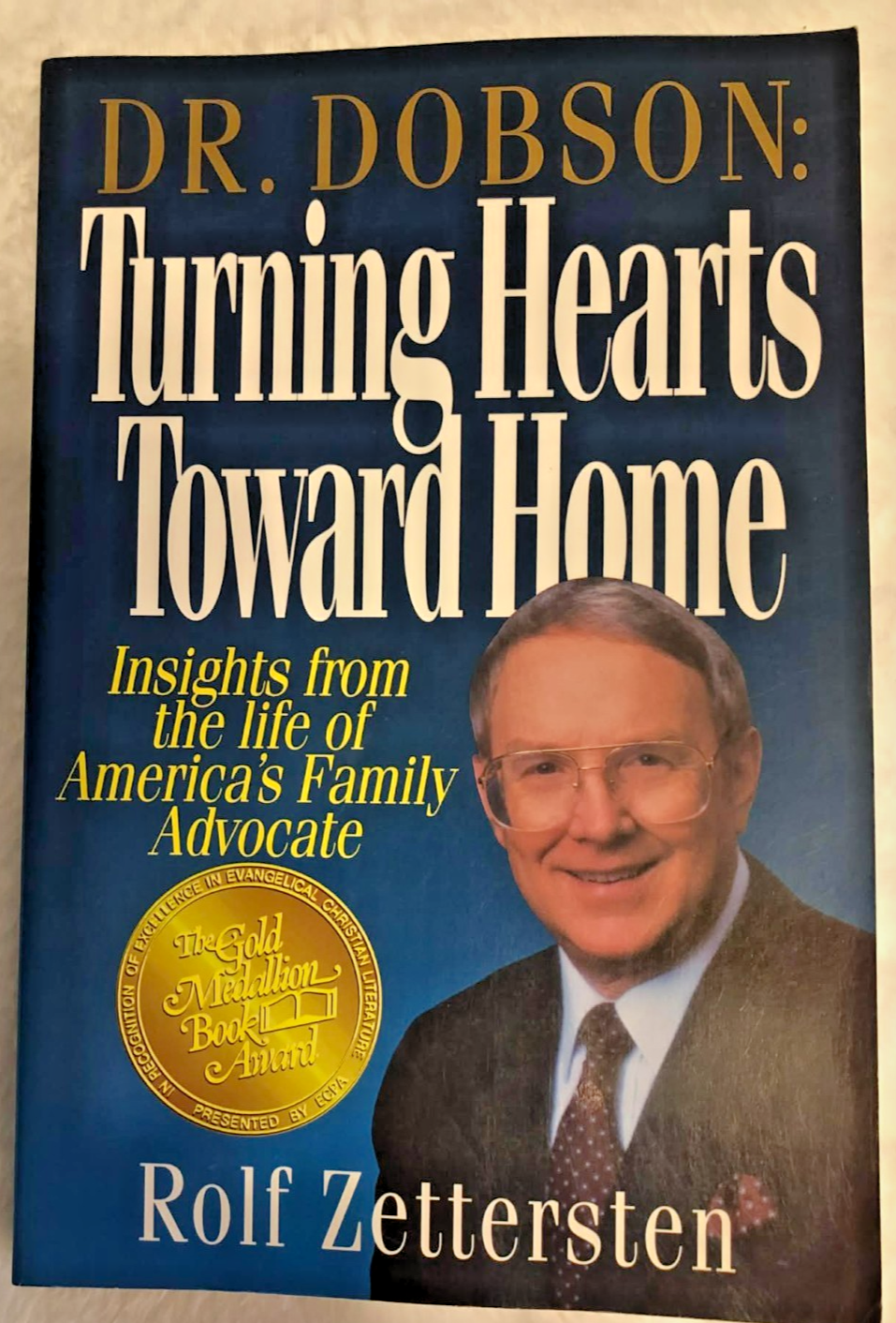 TURNING HEARTS TOWARD HOME (Dobson) - Paperback - Condition Good